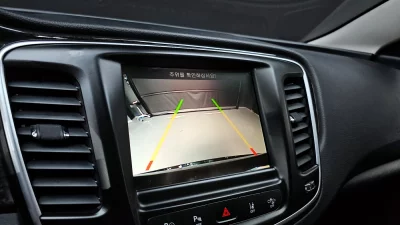 Chrysler 200