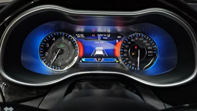 Chrysler 200