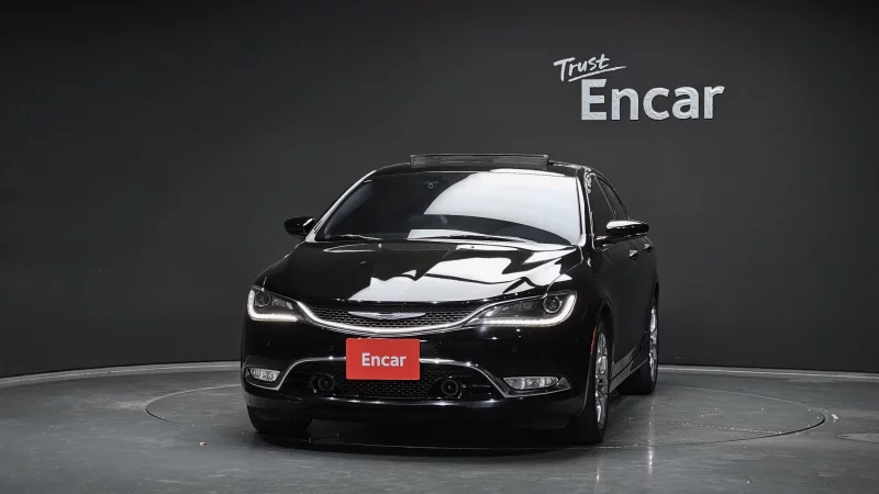 Chrysler 200