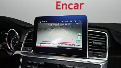 Mercedes-Benz M-class