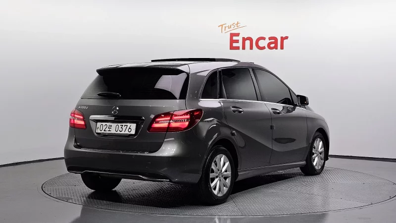 Mercedes-Benz B-Class