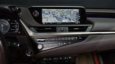 Lexus ES