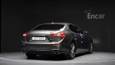 Maserati GHIBLI