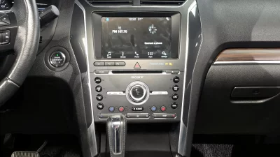Ford EXPLORER