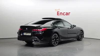 BMW 8-Series