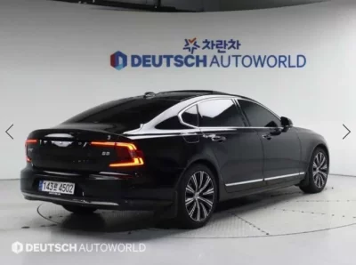 Volvo S90