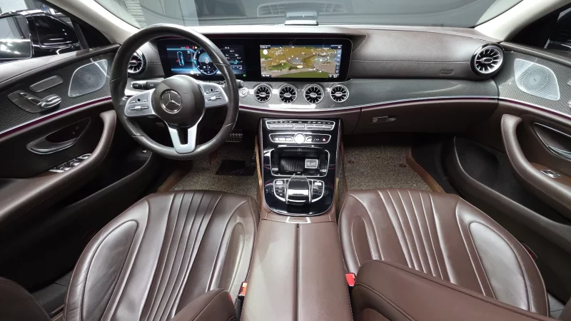 Mercedes-Benz CLS-Class