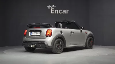MINI Cooper Convertible