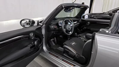 MINI Cooper Convertible