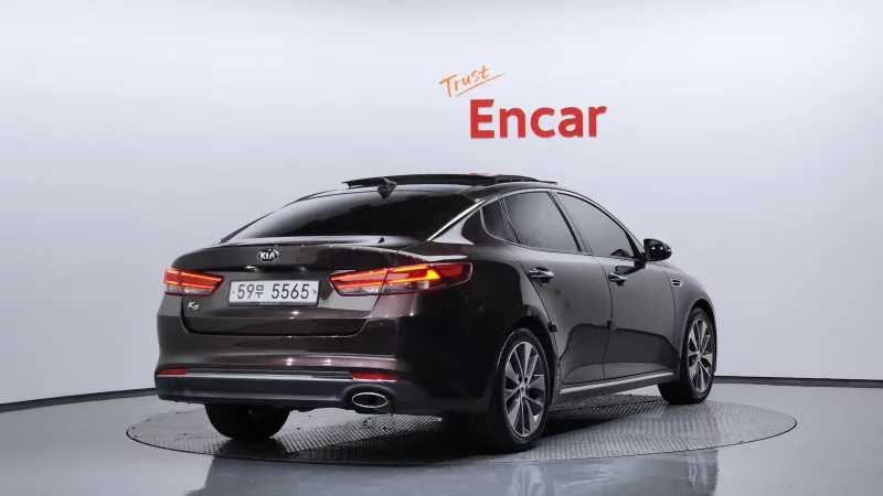 Kia K5