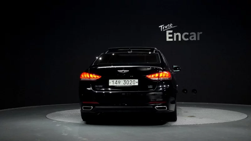 Hyundai Genesis