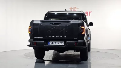 Kia Tasman