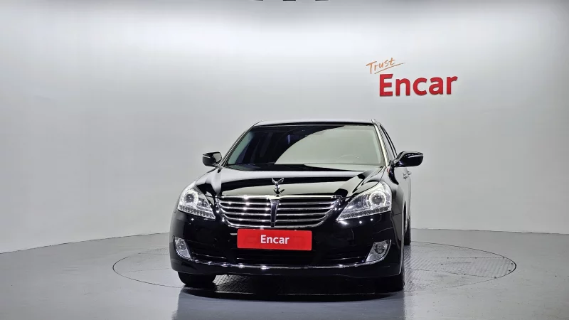 Hyundai Equus