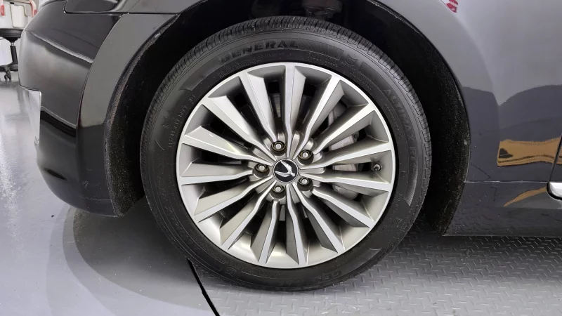 Hyundai Equus
