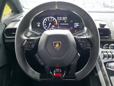 Lamborghini HURACAN