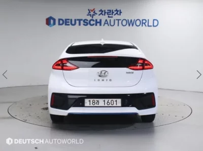 Hyundai Ioniq