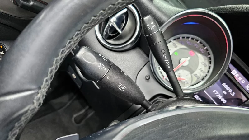 Mercedes-Benz SLK-Class