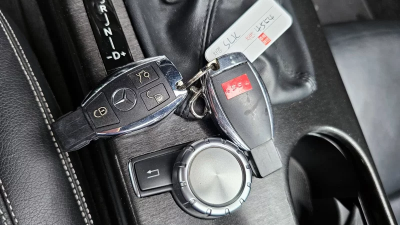 Mercedes-Benz SLK-Class