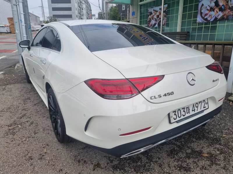 Mercedes-Benz CLS-Class