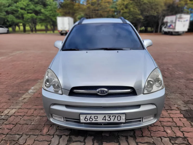 Kia Carens