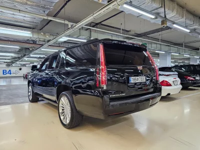 Cadillac Escalade