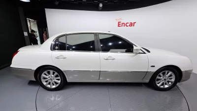 Kia OPIRUS