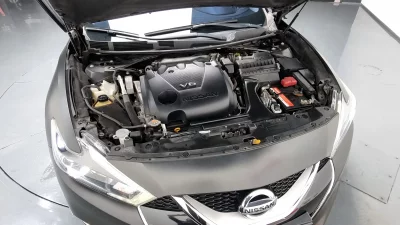 Nissan MAXIMA