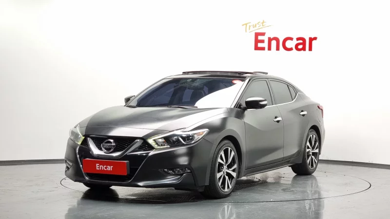Nissan MAXIMA