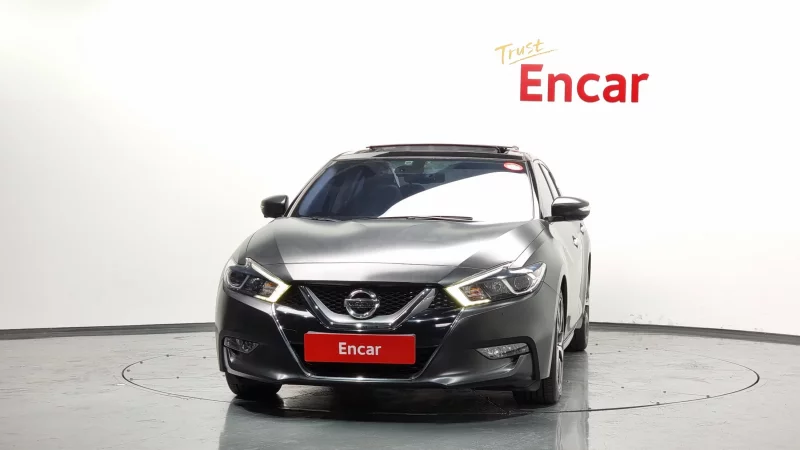 Nissan MAXIMA