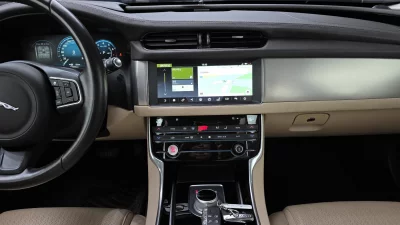 Jaguar XF