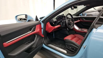 Porsche TAYCAN