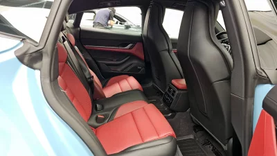 Porsche TAYCAN