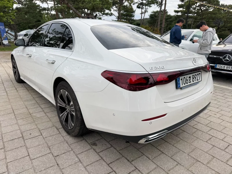 Mercedes-Benz E-Class