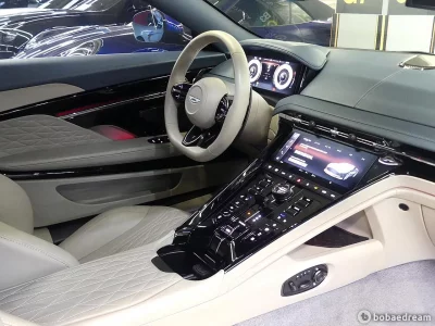 Astonmartin DB12