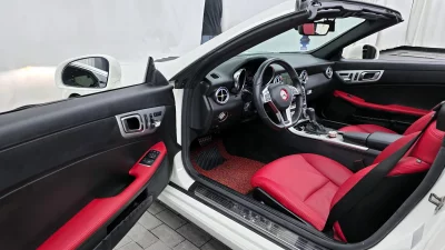 Mercedes-Benz SLK-Class
