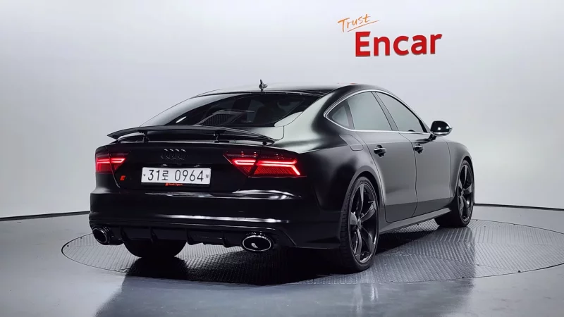 Audi S7