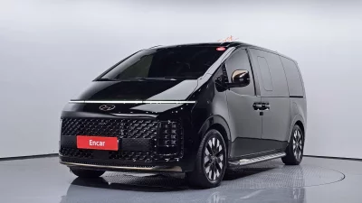 Hyundai Staria