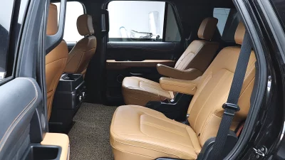Ford EXPEDITION
