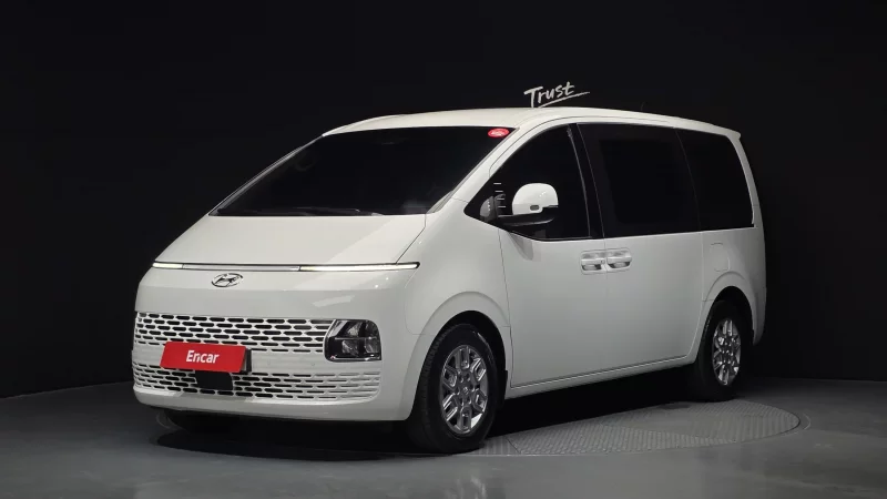Hyundai Staria