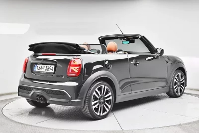 MINI Cooper Convertible