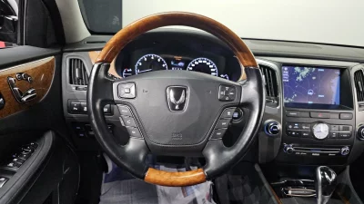 Hyundai Equus