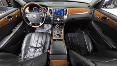 Hyundai Equus