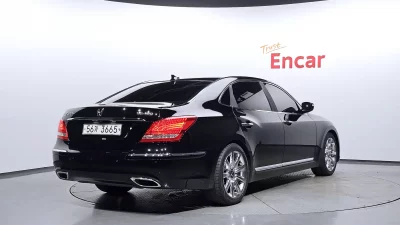 Hyundai Equus
