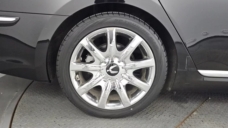 Hyundai Equus