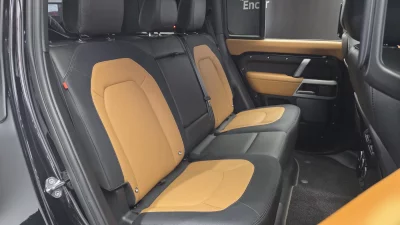 Land Rover DEFENDER