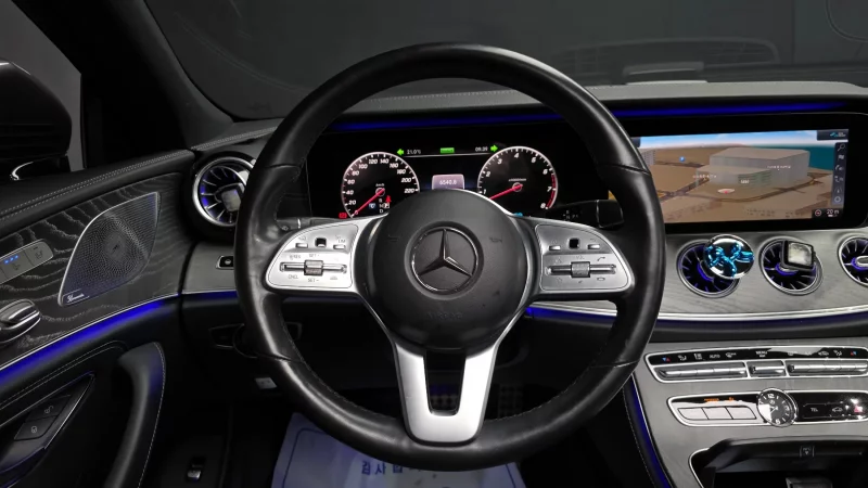 Mercedes-Benz CLS-Class