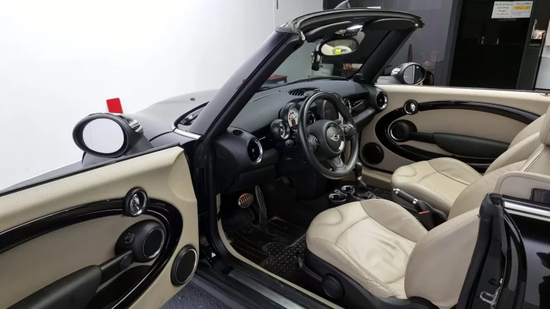 MINI Cooper Convertible