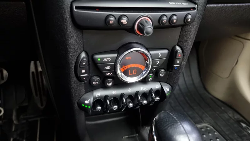 MINI Cooper Convertible