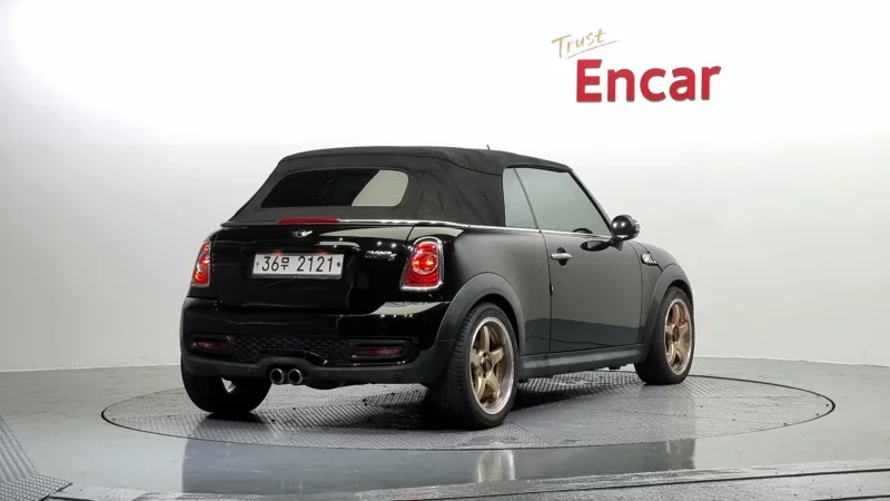 MINI Cooper Convertible