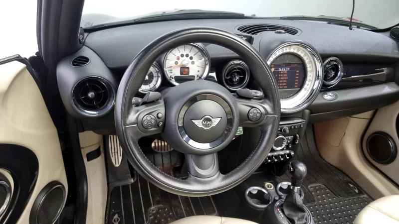 MINI Cooper Convertible